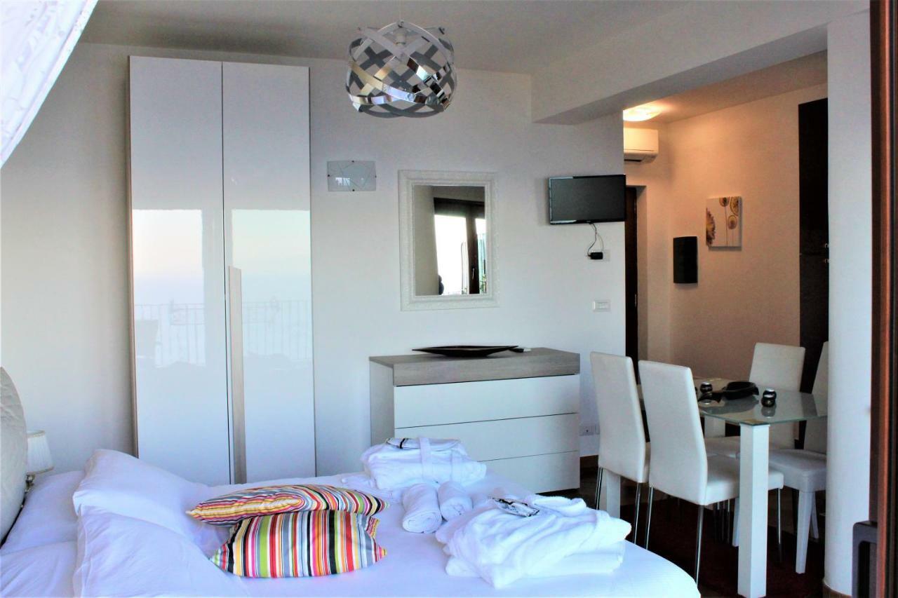 Sofia Apartment *